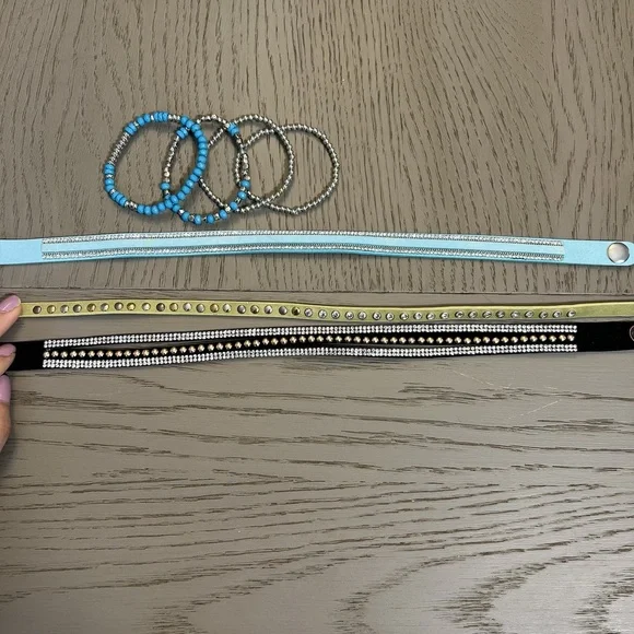 Paparazzi Stylish Bracelet/Hand Wraps‎ with Studs and Beads - Picture 6 of 6